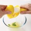 Преса за цитрусови плодове YELLOW CATCHER, Joseph Joseph