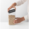Контейнер за съхранение на храна TASTY PLUS, 1.6 л, тъмносив, пластмаса, Brabantia
