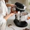 Настолен миксер ARTISAN 5KSM60SPX, 5,6 л, матово черен, KitchenAid