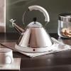 218885 2 rychlovarna konvice mg32 1 5 l stribrna cerna nerezova ocel alessi