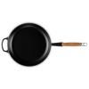 223794 7 panev na smazeni signature 28 cm satin black litina le creuset