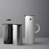 161327 3 vakuova termoska 0 5 l black classic stelton
